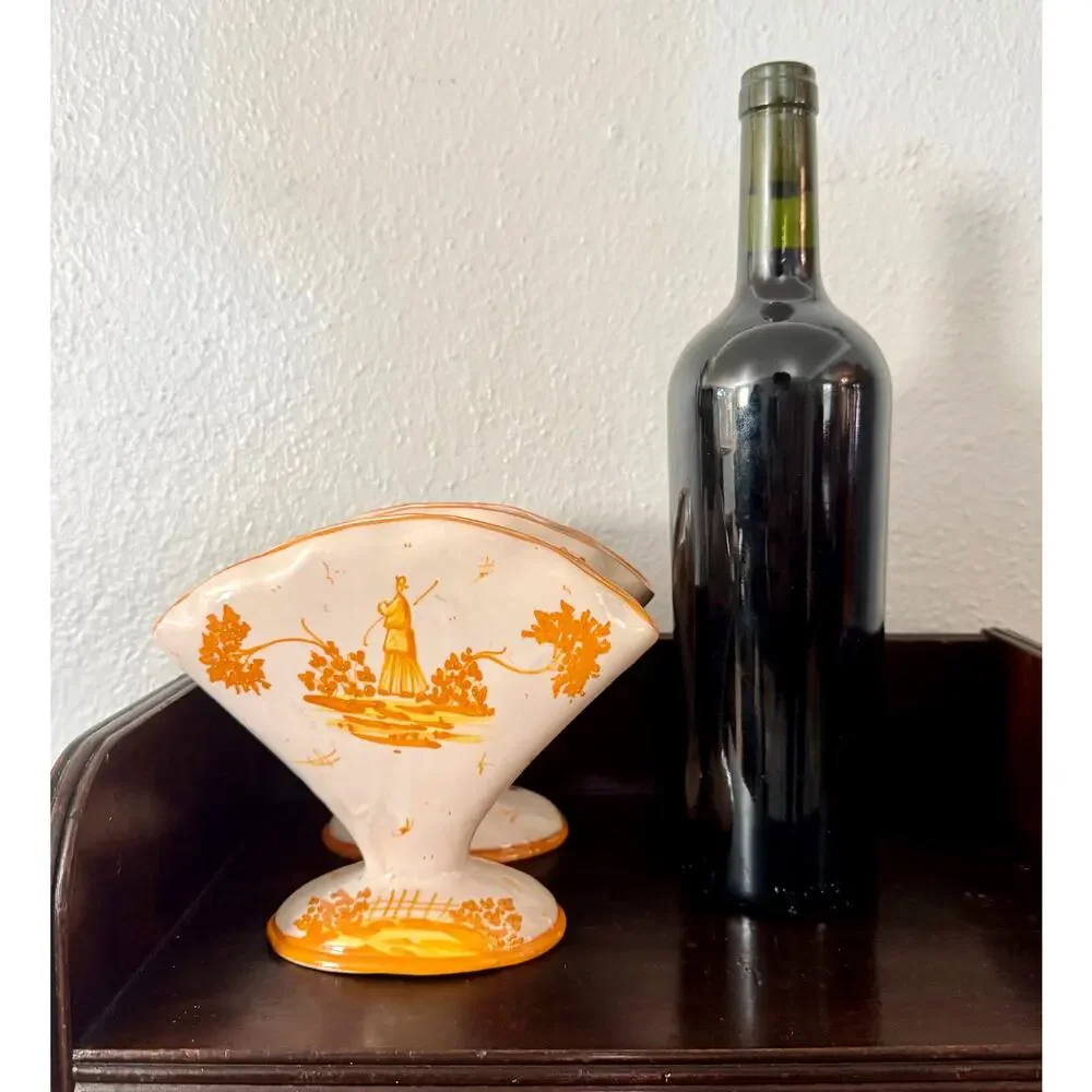 Pair of 1970s Antico Fiorentino Italian Fan Vases